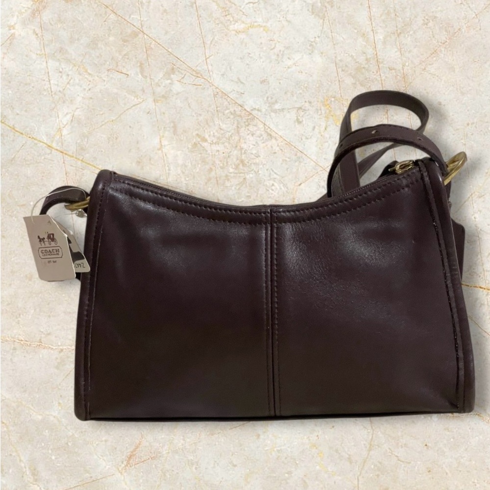 Vintage Coach Soho Small Mahogany  Zip 4104